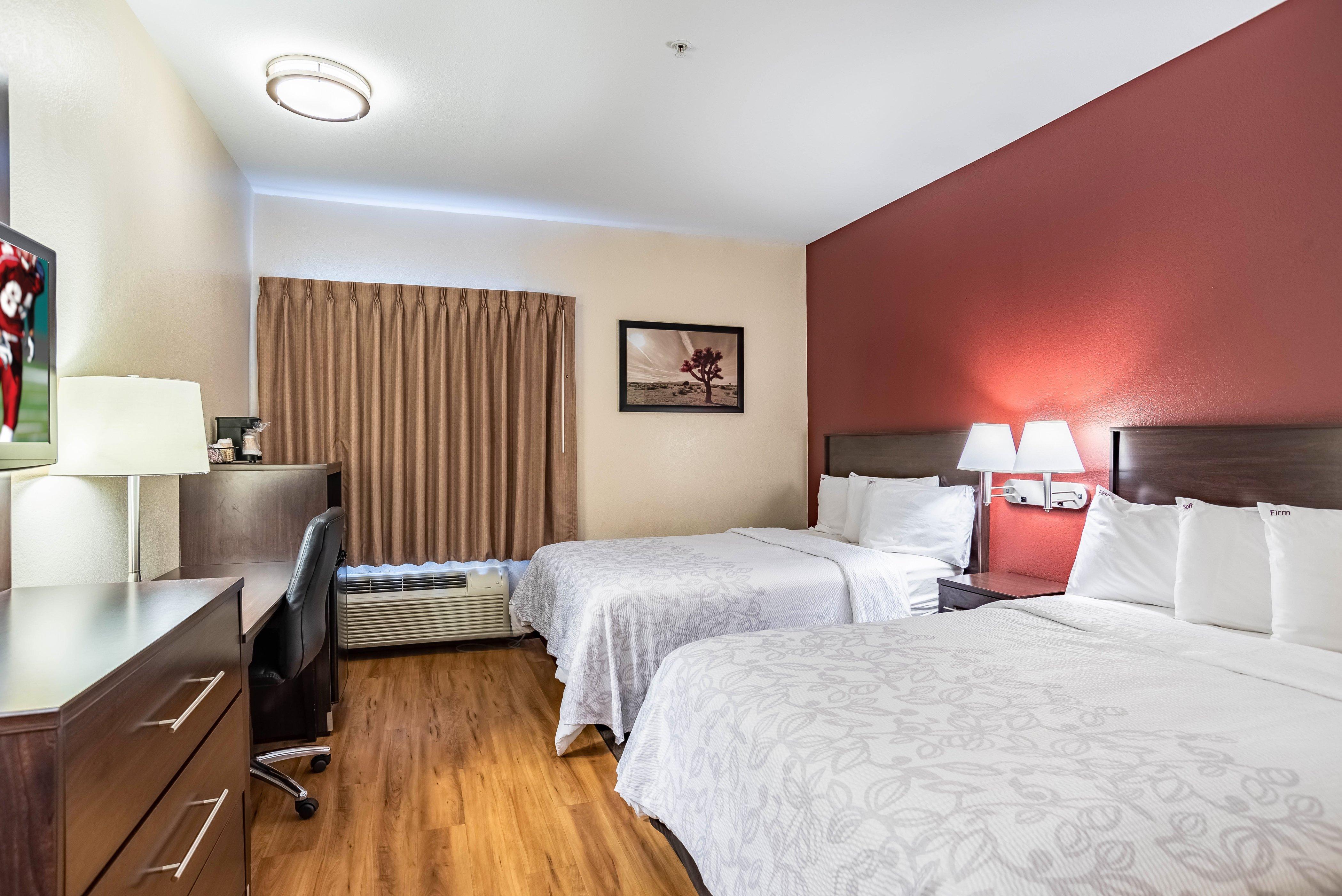 Red Roof Inn Plus Raleigh Downtown Ncsu Conv Center Экстерьер фото