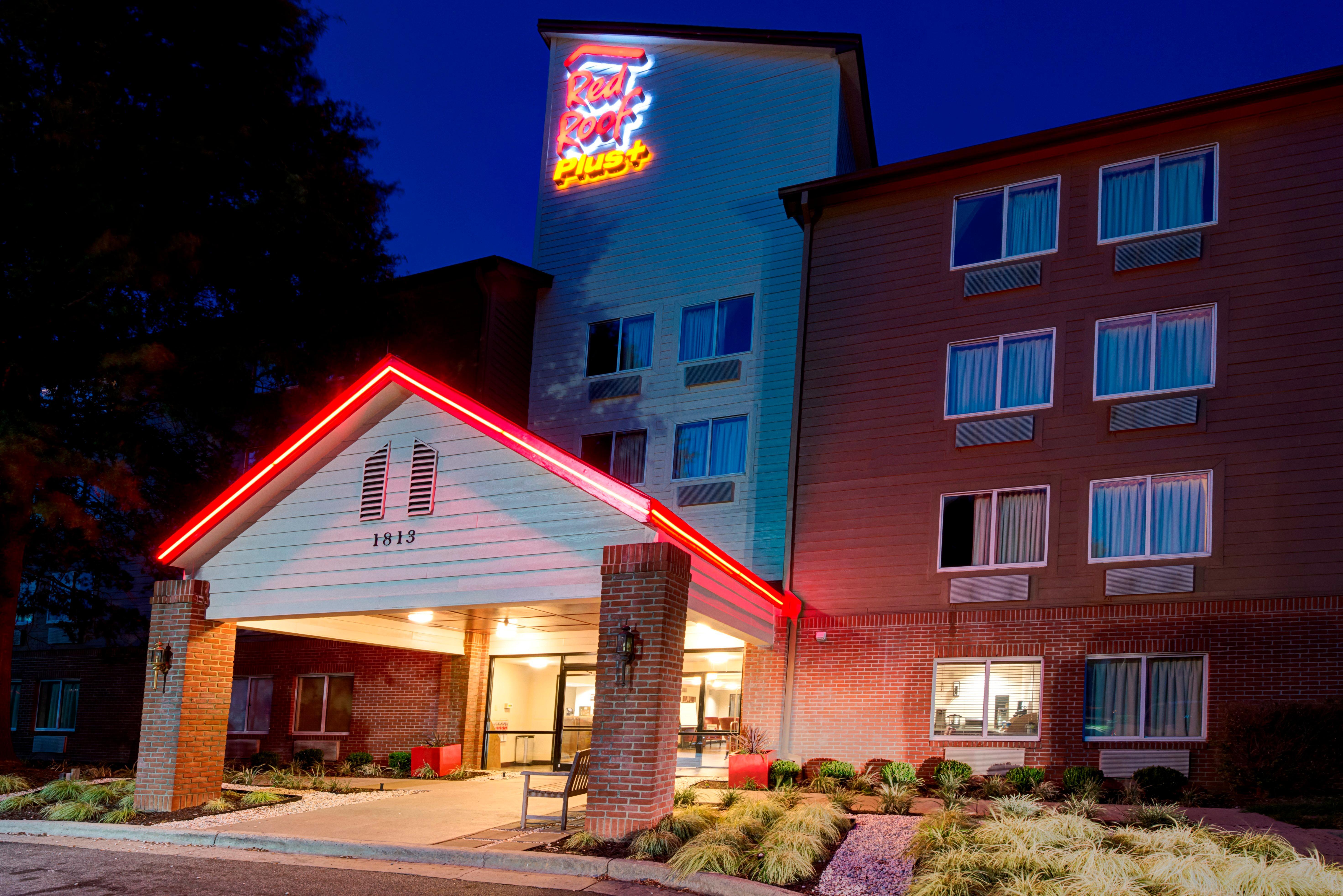 Red Roof Inn Plus Raleigh Downtown Ncsu Conv Center Экстерьер фото