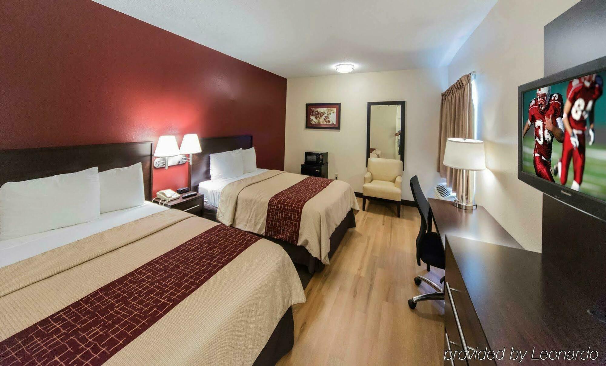 Red Roof Inn Plus Raleigh Downtown Ncsu Conv Center Экстерьер фото